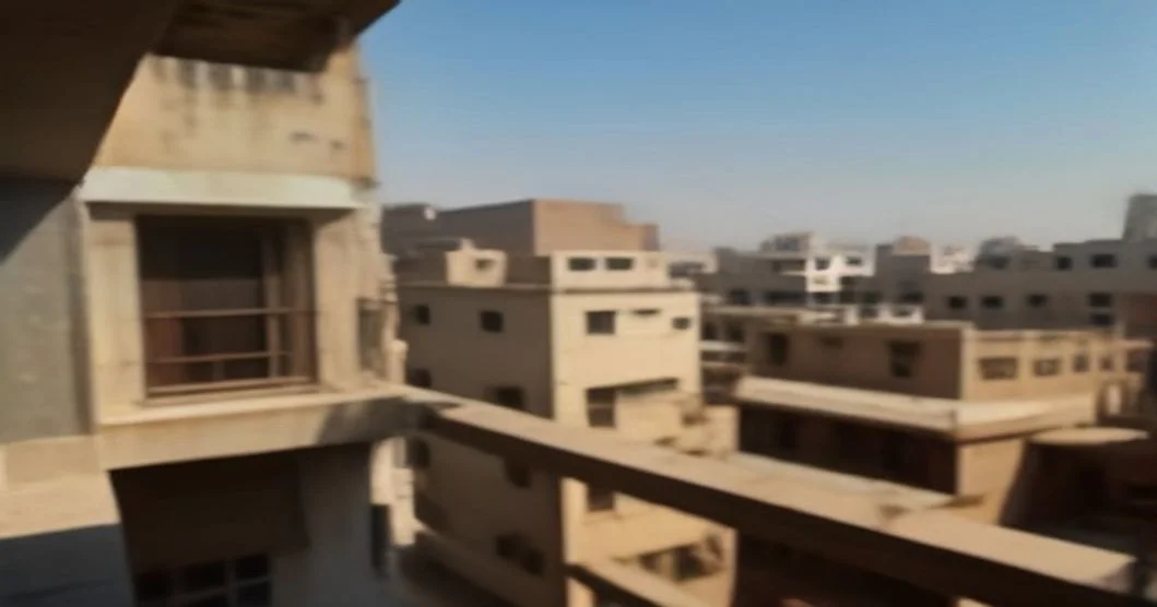 صيانة تكييفات حدائق الأهرام (بوابات خفرع وأحمس ومسحور): تصليح غاز الفريون وكابستور الكومبروسر